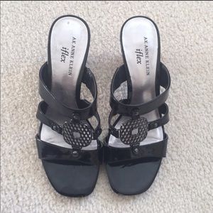 Anne Klein iFlex heels, shiny black